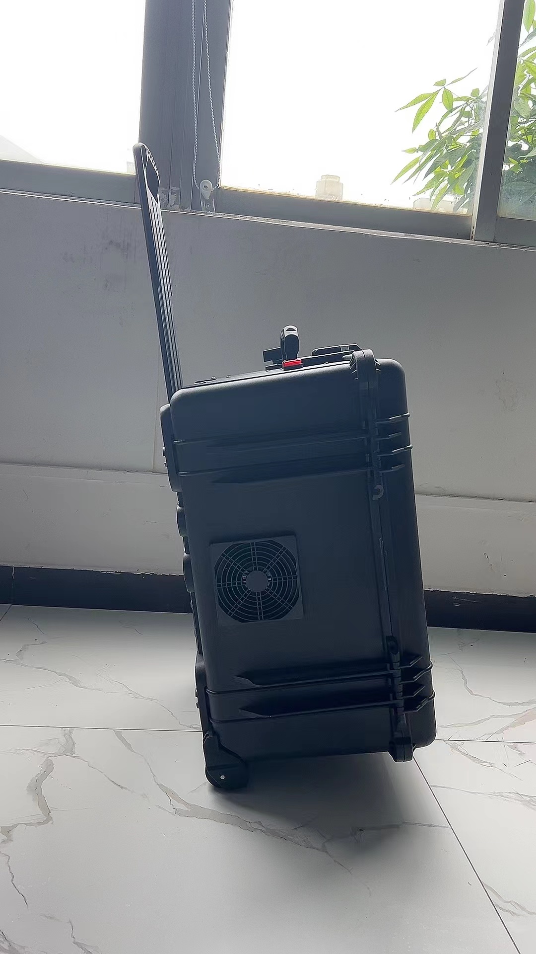 新蔡手拉箱型移动通信干扰器